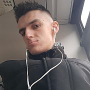 Niesmialykamis25 - mężczyzna, 23 lat, Jelenia Góra