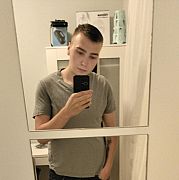 YoUngMenn - mężczyzna, 24 lat, Warszawa