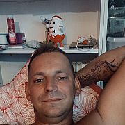 88Maciej - mężczyzna, 37 lat, Chorzów