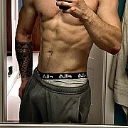 Hanbshsss - mężczyzna, 25 lat, Warszawa