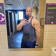 Krzepki - mężczyzna, 39 lat, Luton