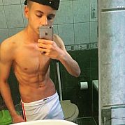 AktywnyKacper - mężczyzna, 18 lat, Warszawa