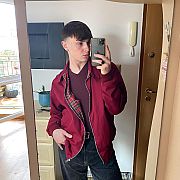 XjakobsX - mężczyzna, 21 lat, Trzebiatów