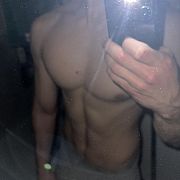 Mikey33 - mężczyzna, 22 lat, Katowice