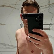 Gruba5ek - mężczyzna, 18 lat, Warszawa