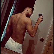 Robert787 - mężczyzna, 22 lat, Lommel