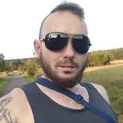 Mariuszek32 - mężczyzna, 33 lat, Trier