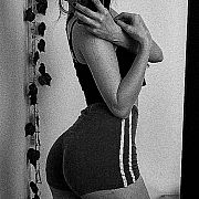 Blackhairgirl - kobieta, 21 lat, Warszawa