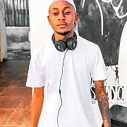 Siyabonga02 - mężczyzna, 23 lat, Malelane