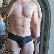 MagicMike20 - mężczyzna, 33 lat, Toruń