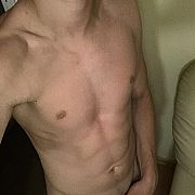 Dominiq04 - mężczyzna, 21 lat, Bolesławiec