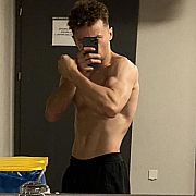 TooHotToHandle69