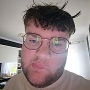 Hubrttt - muž, 19 let, Rzeszów