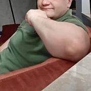 Parawaw - muž, 40 let, Warszawa