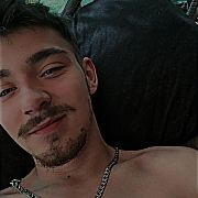 Kronki - mężczyzna, 21 lat, Legnica