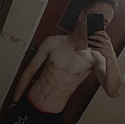 Michas18yo - mężczyzna, 19 lat, Kościan
