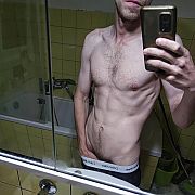 JanKowalskiCzerwony - mężczyzna, 34 lat, Warszawa