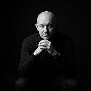 NiezaleznyOdWszystkiego