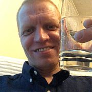 Dzodzo87 - mann, 37 Jahre, Tipton