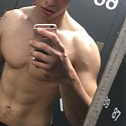 Hornyyoungmale - mężczyzna, 21 lat, Warszawa
