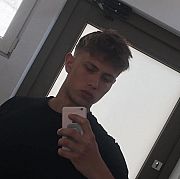 Hornyyoungmale - чоловік, 21 років, Katowice