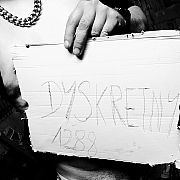 Dyskretny1288