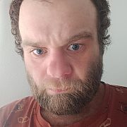 Buniaww - muž, 30 let, Police