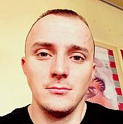 CharlieLuchano - mężczyzna, 33 lat, London