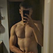 Bwc04 - mann, 21 Jahre, Katowice