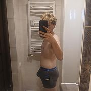 Bartus0421 - mężczyzna, 21 lat, Frampol