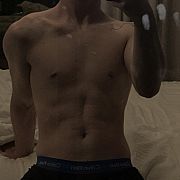 OskarZKrakowa - mężczyzna, 21 lat, Warszawa