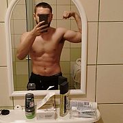 8Dam - mężczyzna, 22 lat, Warszawa