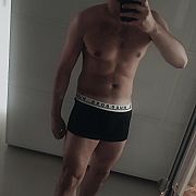 Czaroo2222 - mężczyzna, 27 lat, Warszawa