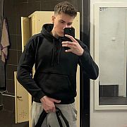 Adikik - mężczyzna, 21 lat, Warszawa