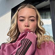 Ameelia - kobieta, 19 lat, Warszawa