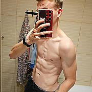 Dominik00013 - mężczyzna, 24 lat, Bydgoszcz