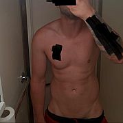 AnonimowyOn - man, 27 years, Bielsko-Biała