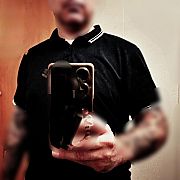 KompulsywnyScroller - mężczyzna, 42 lat, Warszawa