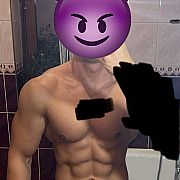 Alexy12y - mann, 24 Jahre, Kraków