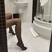 Leeila - пара (жінка 42 років, чоловік 45 років), Radom