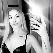 Gloryholetransdyskretna - kobieta, 22 lat, Warszawa