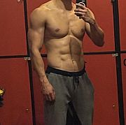 Tarzan321 - mężczyzna, 30 lat, Warszawa