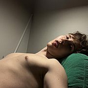 HoeHoe - mężczyzna, 23 lat, Warszawa