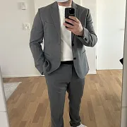 Dino20 - mann, 41 Jahre, Aarau