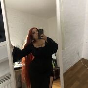 CurvyWomanByPaula
