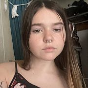 Julekakiciaaa - kobieta, 19 lat, Katowice
