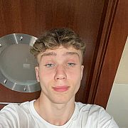 Adrian20007 - mężczyzna, 18 lat, Warszawa