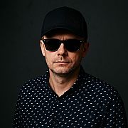 RandomowyTyp - mężczyzna, 35 lat, Warszawa