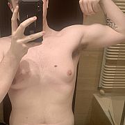 GigaEmoChuj - mężczyzna, 18 lat, Warszawa