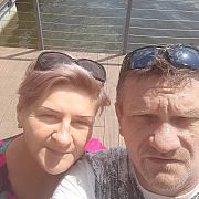 Nylonowikochankowie - para (kobieta 55 lat, mężczyzna 54 lat), Świętochłowice
